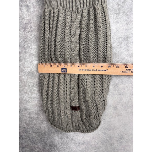 UGG Classic Cable Knit Grey Dog Pet Sweater Size Large NWOT - Picture 6 of 9